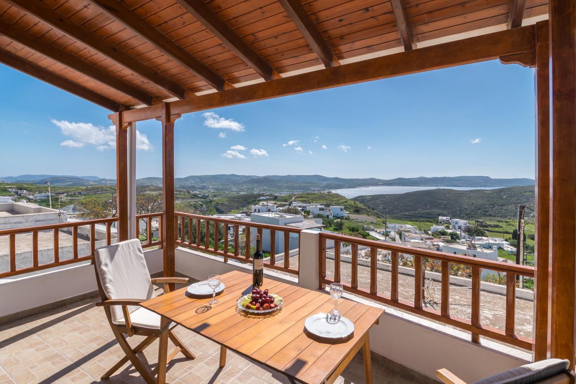 Uncle John'S House With View Villa Trypiti Bagian luar foto